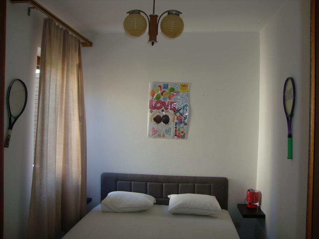 Apartments Boljat Supetar Zimmer foto